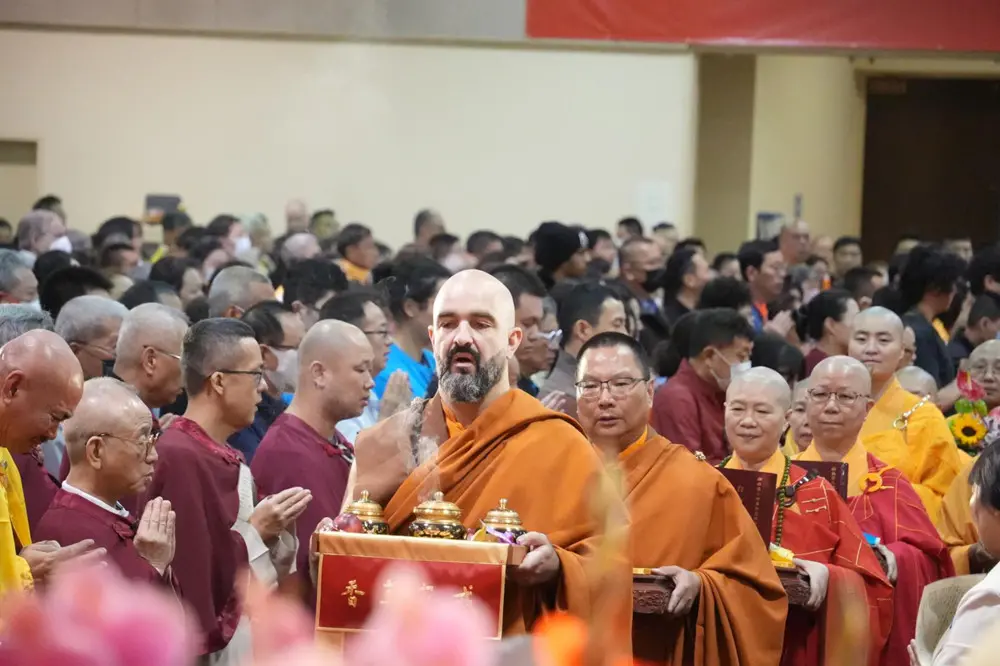 2024 年恭迎南无 羌佛 佛诞法会 圣典传世 百人献供-图片2